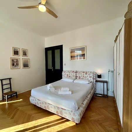 Palazzo Tibullo - Reception Apartment Triest